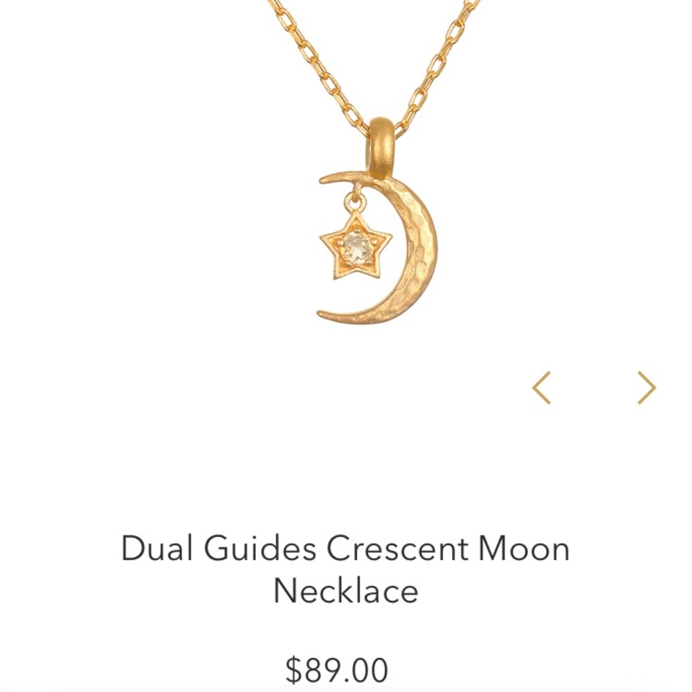 Crescent moon necklace from Satya Jewelry. Necklace in perfect condition.🌙🌙